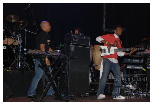 machel_friends_concert_aug2k8-175