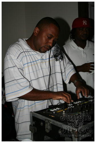 mascots_launch_2k8-041