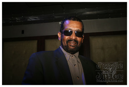 melting_pot_thurs_may1-001