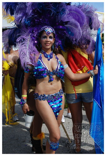 miami_carnival_2008_pt1-017