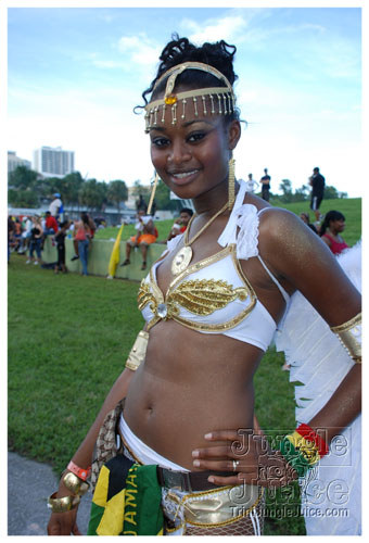 miami_carnival_2008_pt1-043