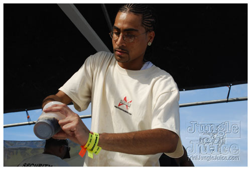 miami_carnival_2008_pt1-066