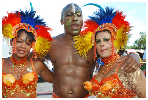 miami_carnival_2008_pt1-067