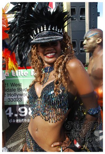 miami_carnival_2008_pt1-080