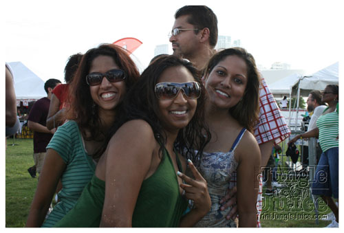 miami_carnival_2008_pt2-006