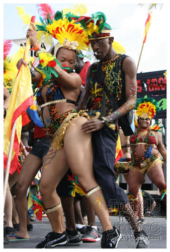 miami_carnival_2008_pt2-021