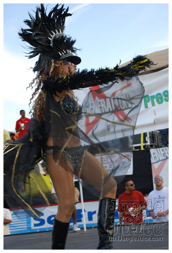 miami_carnival_2008_pt2-038