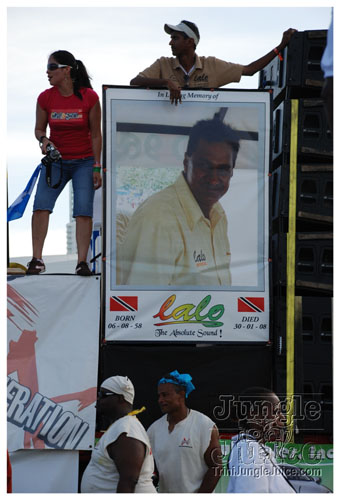 miami_carnival_2008_pt2-053