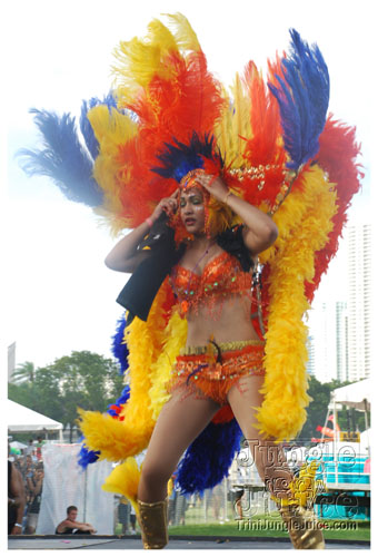 miami_carnival_2008_pt2-079