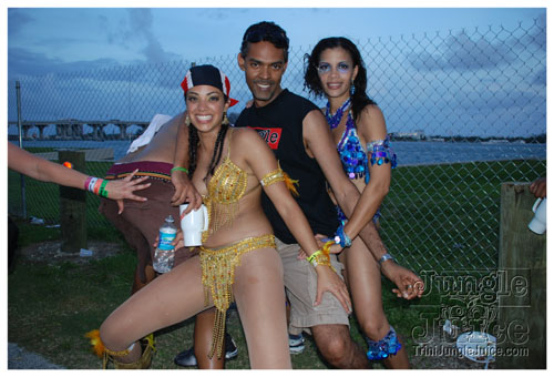 miami_carnival_2008_pt2-204