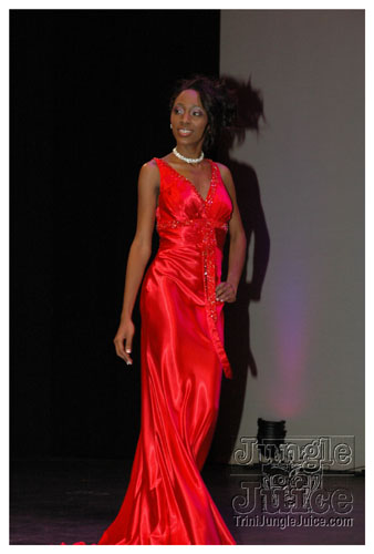 miss_tnt_uk_2008-097