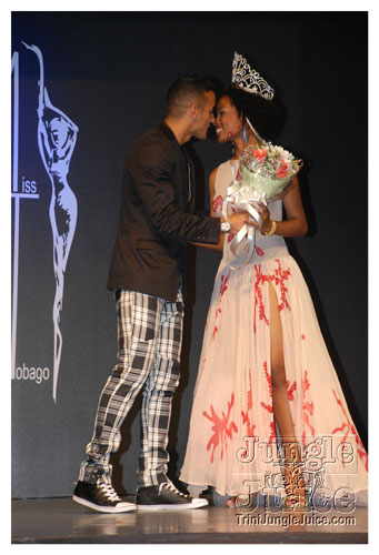 miss_universe_world_tnt2008-088