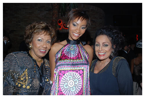 miss_universe_world_tnt2008-130