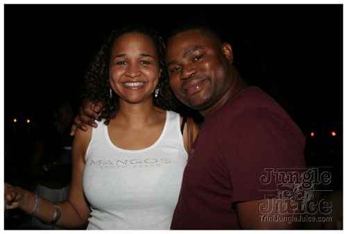 oasis_coolerfete_aug31-050