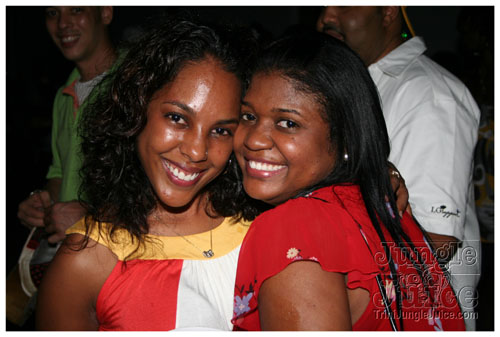 oasis_coolerfete_aug31-103