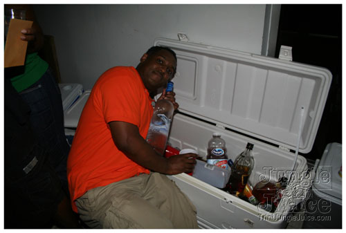 oasis_coolerfete_aug31-105