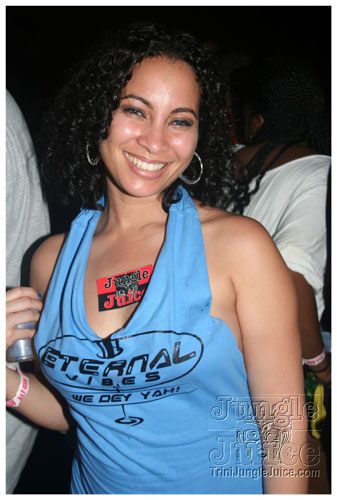 official_red_eye_oct11-032