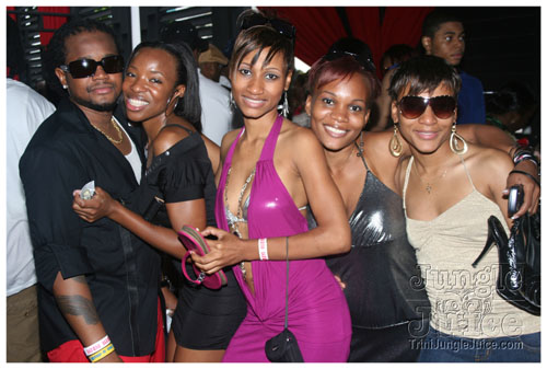 official_red_eye_oct11-058