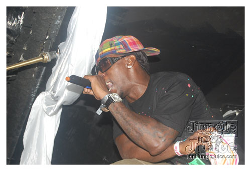 official_red_eye_oct11-164