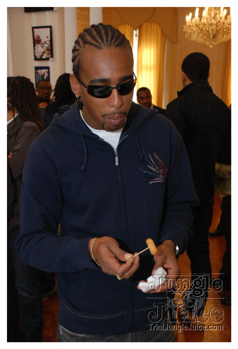 machelhd_press_uk2k8-009