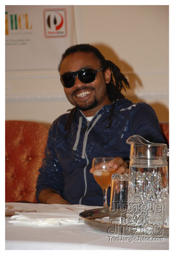 machelhd_press_uk2k8-013