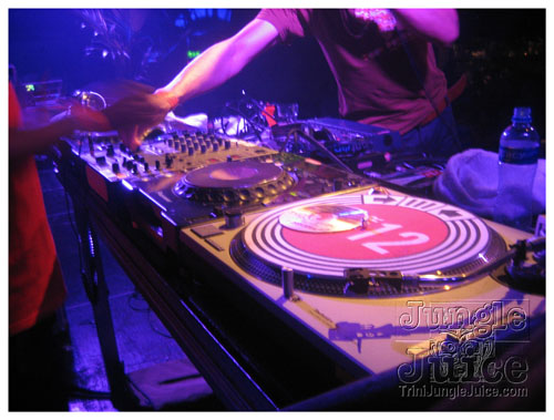 pressure_ amsterdam_jun08-009