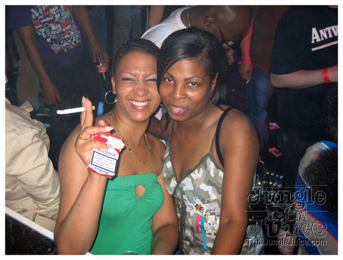 pressure_ amsterdam_jun08-025