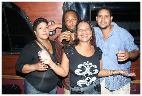 rams_wildmeat_boatride_sept08-032