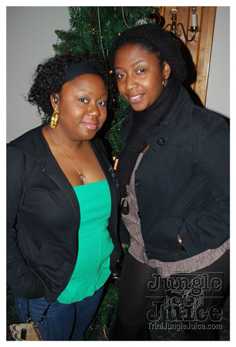 soca_under_de_mistletoe_dec6-012