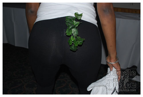soca_under_de_mistletoe_dec6-014