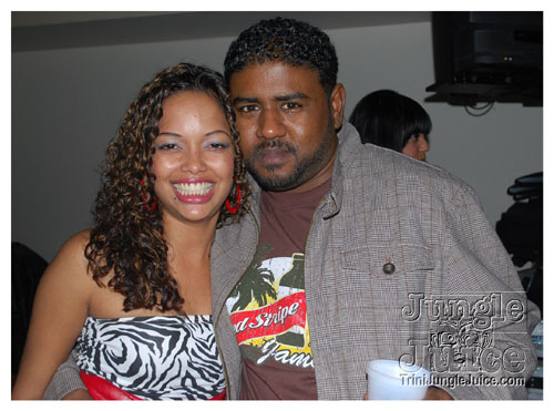 soca_under_de_mistletoe_dec6-039