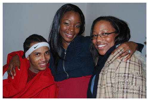 soca_under_de_mistletoe_dec6-065