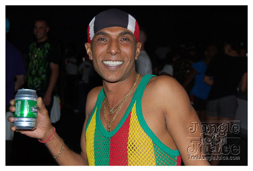 soca_or_die_pt_1_08-0239