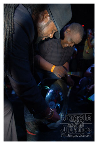 soca_or_die_8_pt_2-093