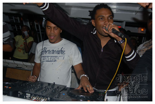 stars_amongst_stars_boatcruise-080