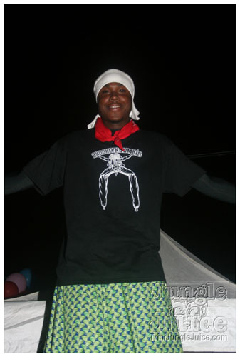 sugarcane_backyard_aug29-021