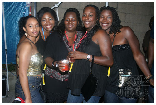 sugarcane_backyard_aug29-050