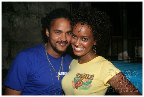 sugarcane_backyard_aug29-093