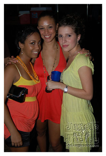 mango_coolerfete_2k8-010