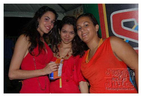 mango_coolerfete_2k8-024