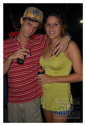 mango_coolerfete_2k8-056