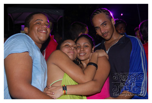 mango_coolerfete_2k8-071