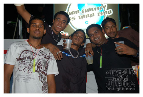 mango_coolerfete_2k8-074