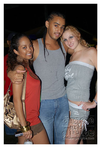 mango_coolerfete_2k8-082