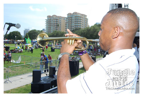 tampabay_carnival_2008_sun-142