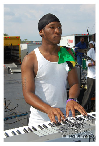 tampabay_carnival_2008_sun-144