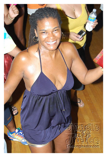 tampabay_carnival_fete_2008-047