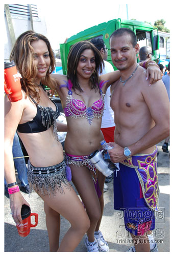 tribe_mon_2008_pt1-067