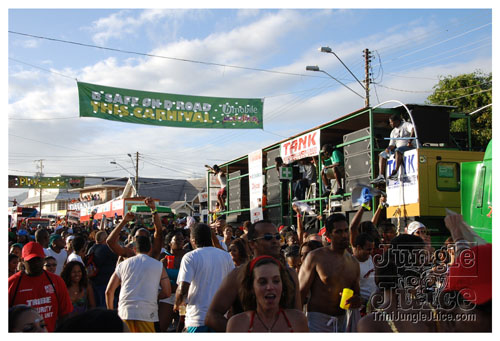 tribe_mon_2008_pt2-052