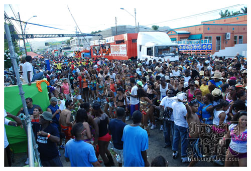 tribe_mon_2008_pt2-088